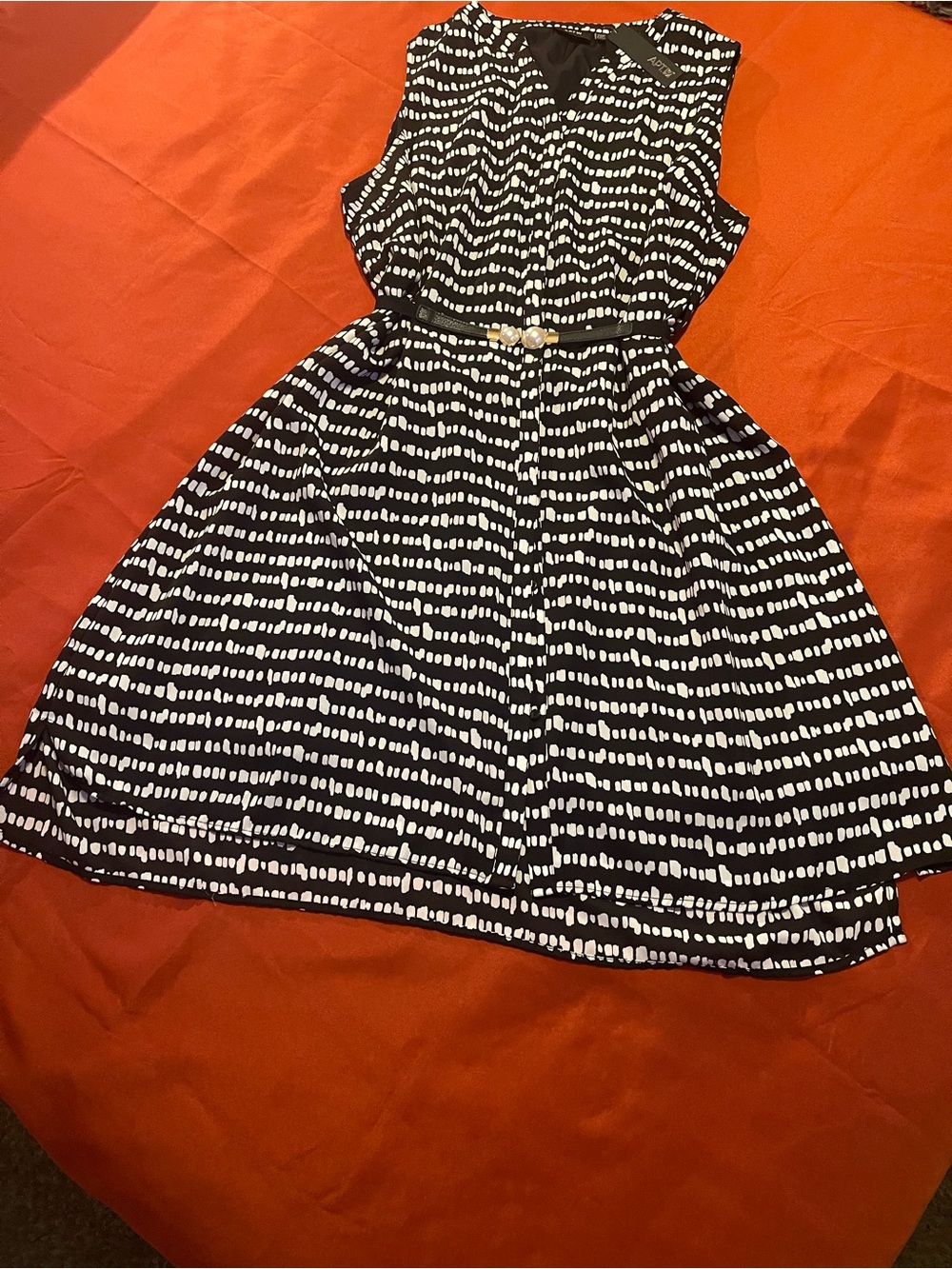 Apt. 9 Black & White Sleeveless Patterned Lined Dress